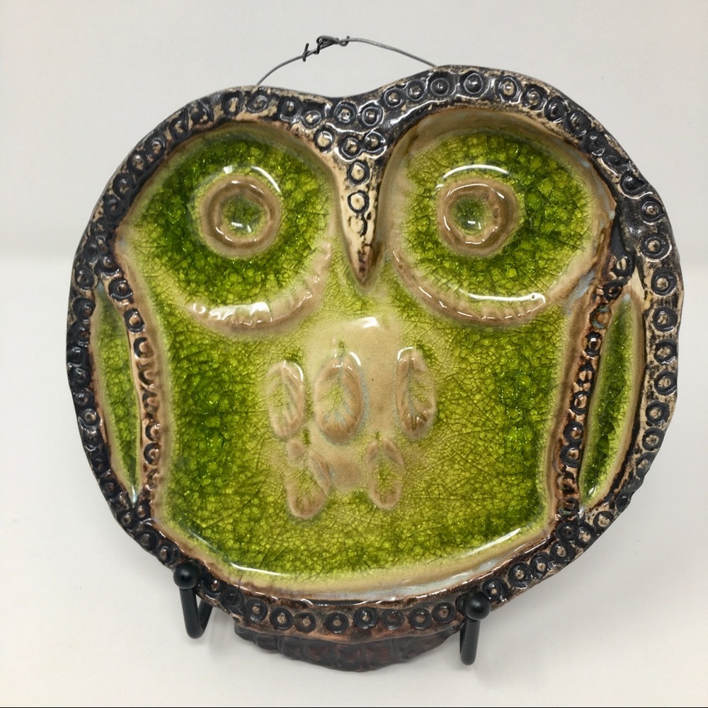 1970s Owl Ceramic Hand Built Lime Green Folk Art Wall Hanging Trinket Tray